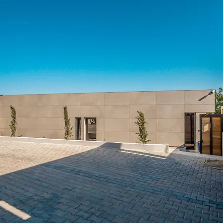 Villa çimentepe Deluxe 2 - With Jacuzzi In Yalikavak