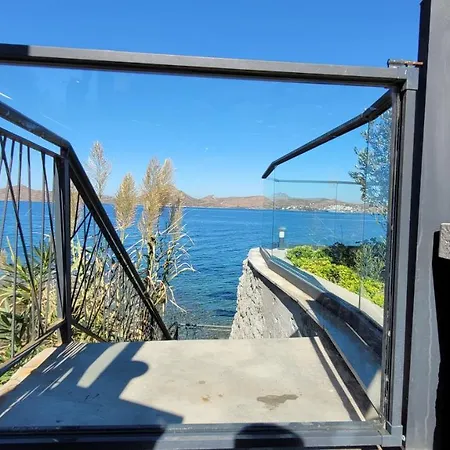 Villa çimentepe Deluxe 2 - With Jacuzzi In Yalikavak