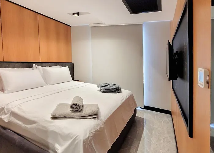 Cimentepe Deluxe 2 - With Jacuzzi In Yalikavak