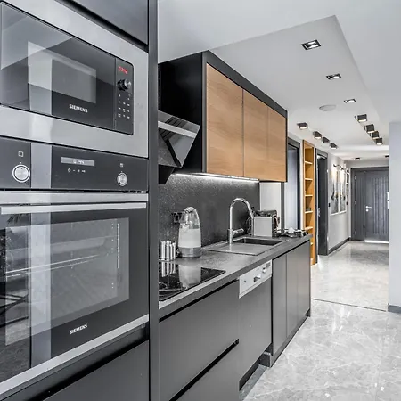 Cimentepe Deluxe 2 - With Jacuzzi In Yalikavak 别墅 *